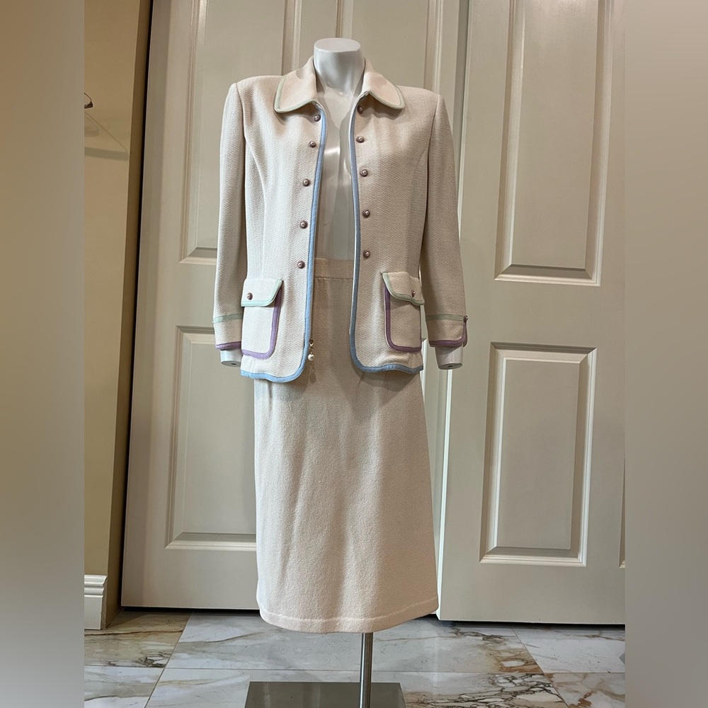 St John collection 2 piece jacket skirt set size 10-14
